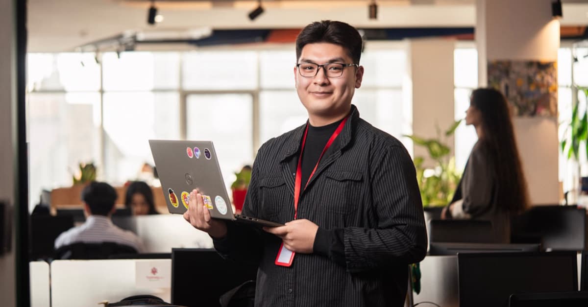 What China’s Pony AI raises fleet goal after revenue jump Means for BGC Businesses
