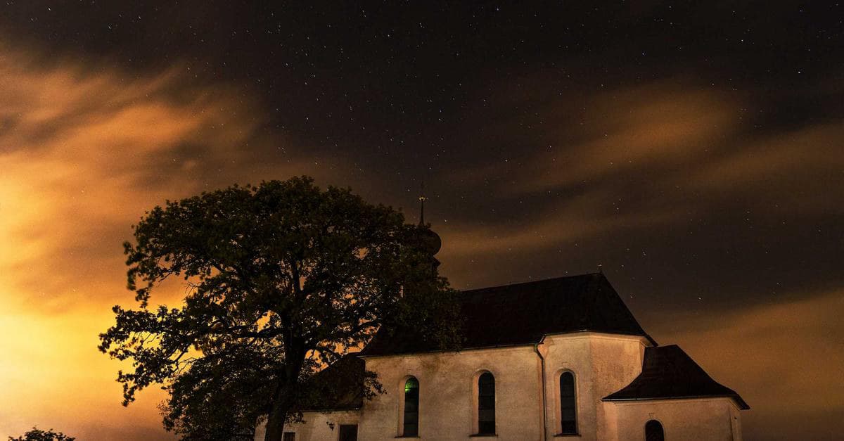 What Citizen Lab: Law Enforcement Used Webloc to Track 500 Millio Means for Makati Businesses